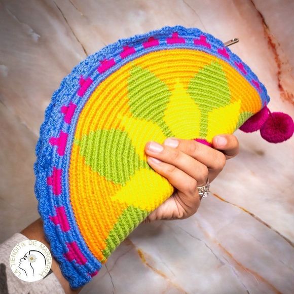 ✨️Host Pick✨️Original Wayuu handmade clutch bags  colombian - Picture 5 of 5